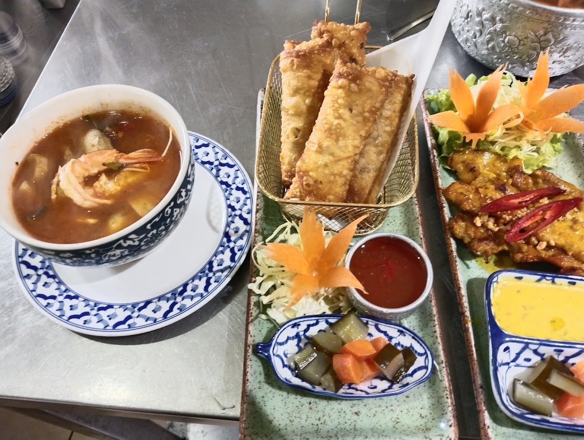 Thai Food House Restaurant-3